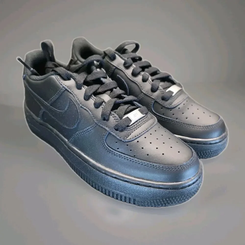 Size 4.5 (GS) - Nike Air Force 1 LE Low Triple Black